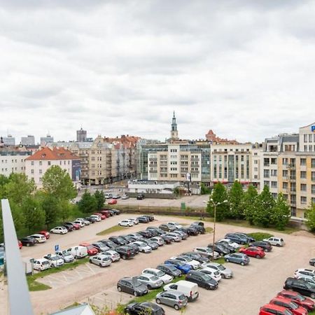 Chung cư studio 35 m² có 1 phòng tắm riêng ở Trung tâm thành phố Poznan Ngoại thất bức ảnh
