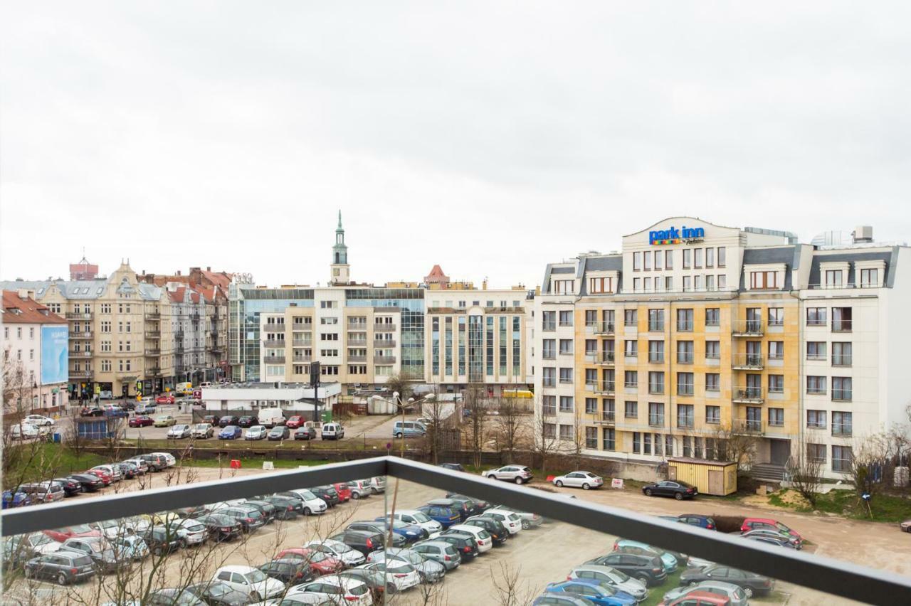 Chung cư studio 35 m² có 1 phòng tắm riêng ở Trung tâm thành phố Poznan Ngoại thất bức ảnh